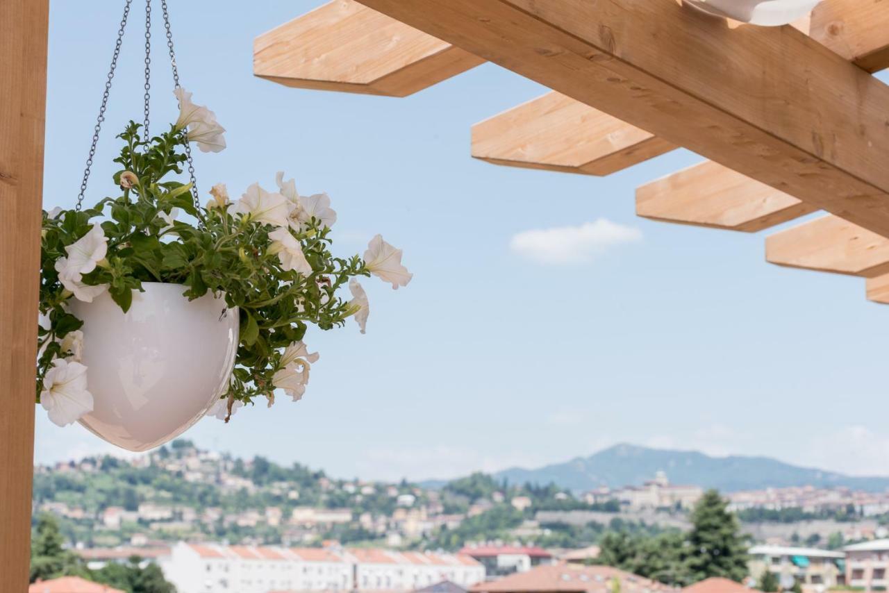 Relais Dei Mandorli Hotel Бергамо Екстериор снимка