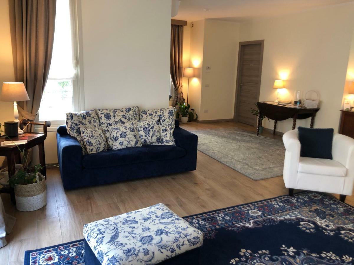 Relais Dei Mandorli Hotel Бергамо Екстериор снимка